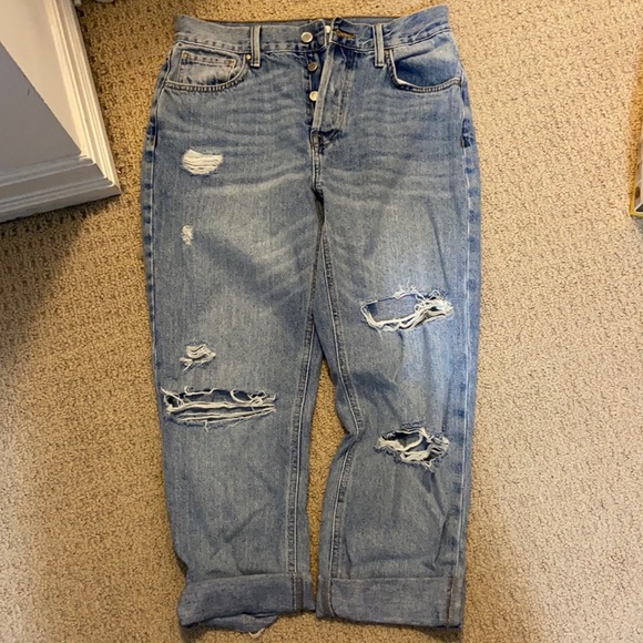 Forever 21: Ripped Boyfriend jeans - Picture 1 of 3